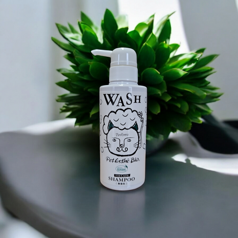Pet Esthé Organic Skin Care Shampoo for Cats | Organic skin care shampoo for cats